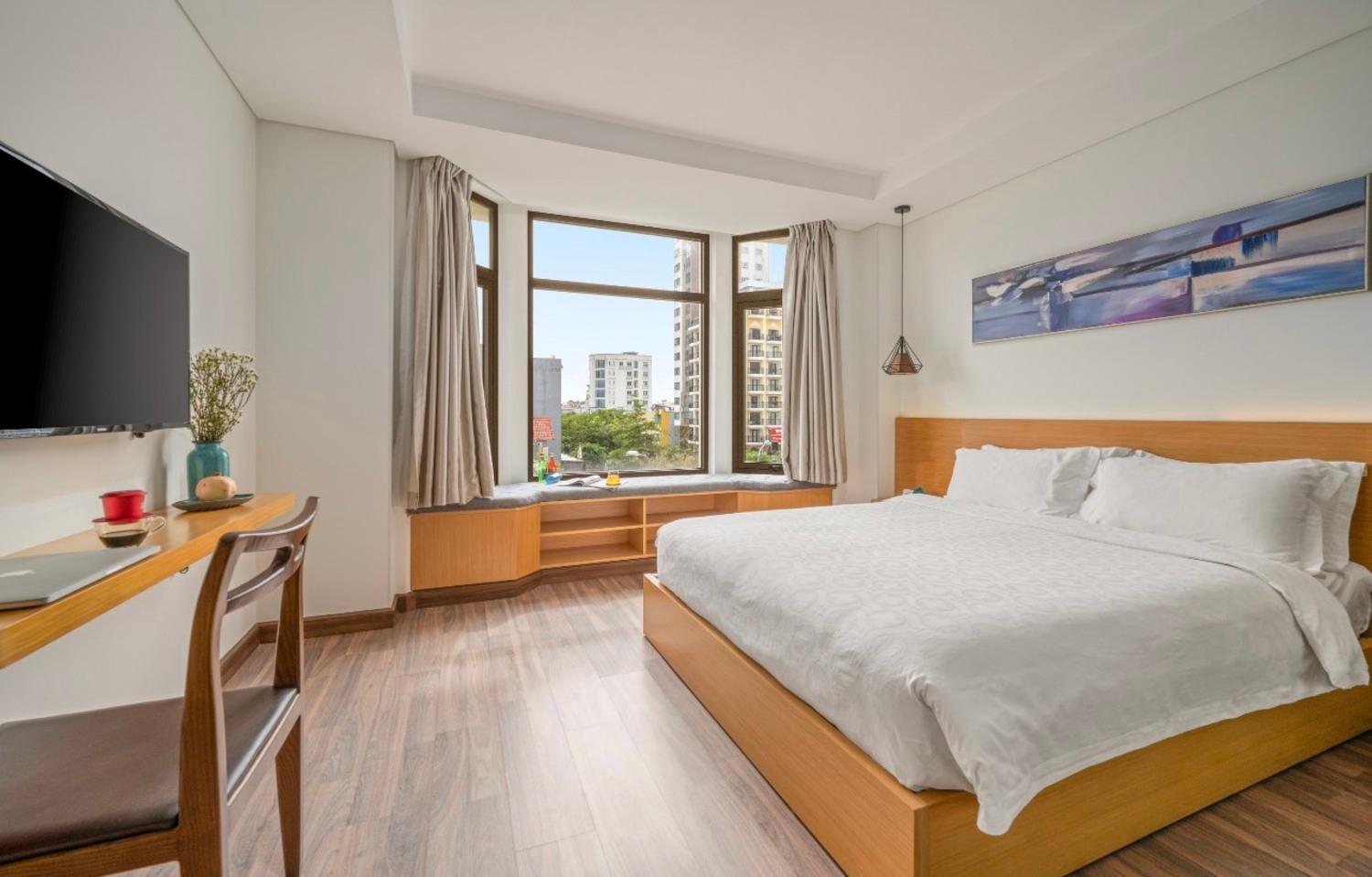 Brilliant Majestic Hotel Da Nang Exterior photo